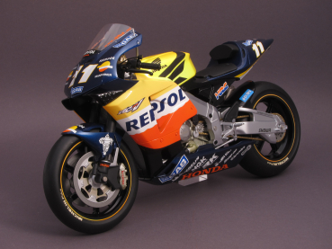 Honda RC211V #11 - Repsol Honda Team - Tohru Ukawa - MotoGP 2002