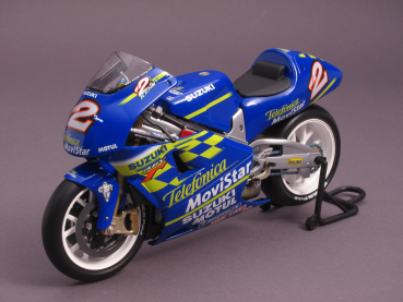 Suzuki RGV 500 #2 - Telefonica MoviStar - Kenny Roberts - 500cc GP 2000