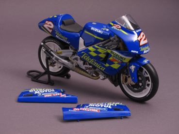 Preview: Suzuki RGV 500 #2 - Telefonica MoviStar - Kenny Roberts - 500cc GP 2000