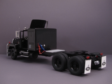 Preview: Mack RL 700L - Rubber Duck - 1974