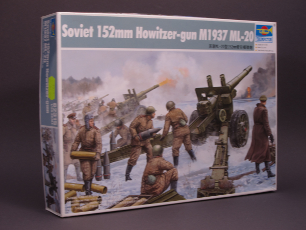 Soviet 152mm Howitzer-gun M1937 ML-20