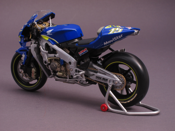 Honda RC211V #15 - Team Telefonica Movistar - Sete Gibernau - MotoGP 2003