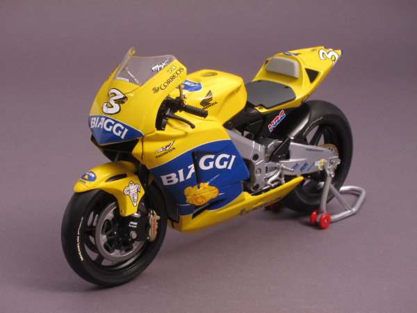 Honda RC211V #3 - Camel Pramac Pons - Max Biaggi - MotoGP 2004