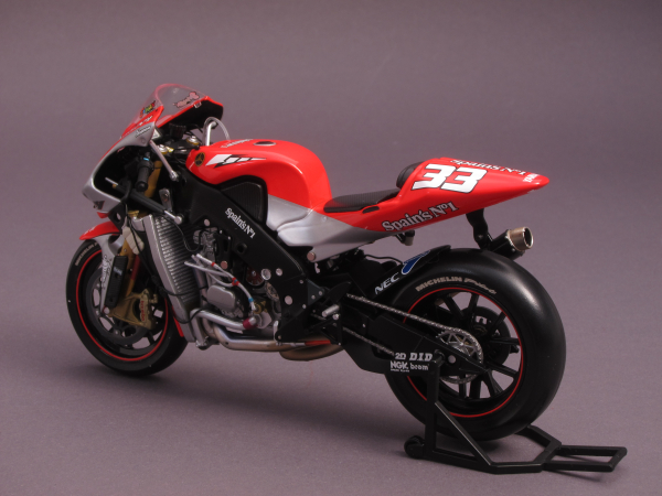 Yamaha YZR-M1 #33 - Fortuna Gauloises Tech3 - Marco Melandri - MotoGP 2004