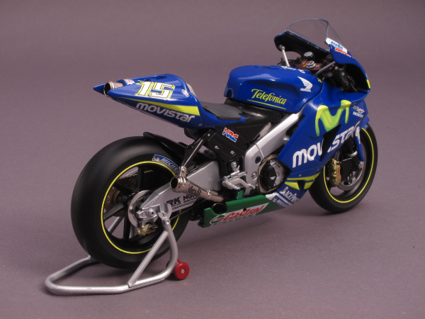 Honda RC211V #15 - Team Movistar - Sete Gibernau - MotoGP 2005