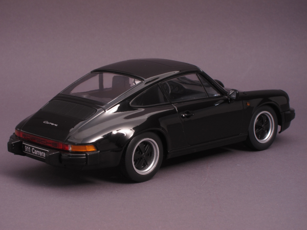 Porsche 911 Carrera Coupe - 1983