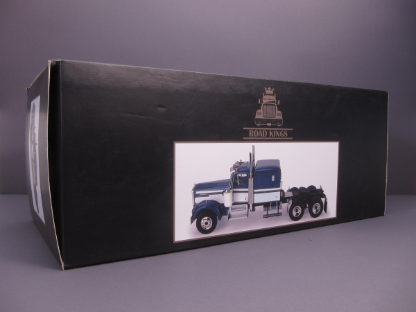 Kenworth W900